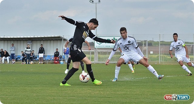 מסירת עקב נהדרת של אלקנתי (ארנון לוי)